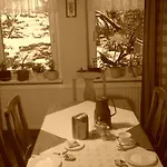 Cecey Vendeghaz Bed & Breakfast Eger