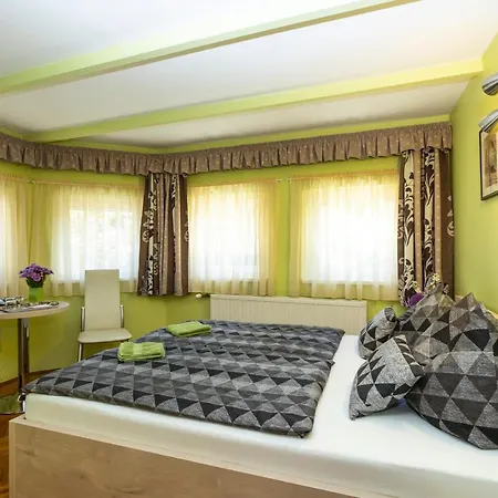 Bed and breakfast Cecey