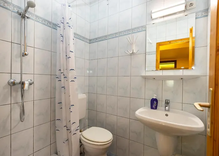 Cecey Vendeghaz 3* Erlau